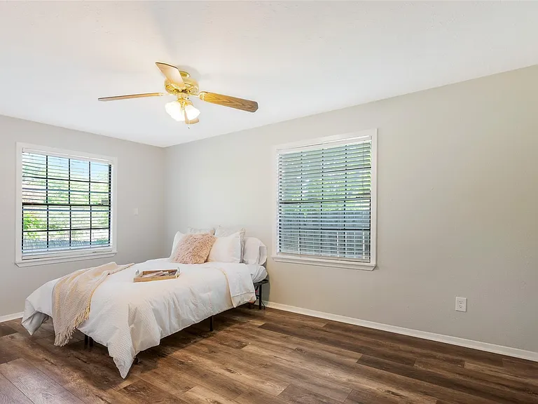 209 Cooner St #B — Photo 18