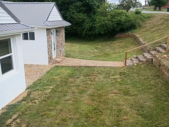 4th image of 55 Hill St