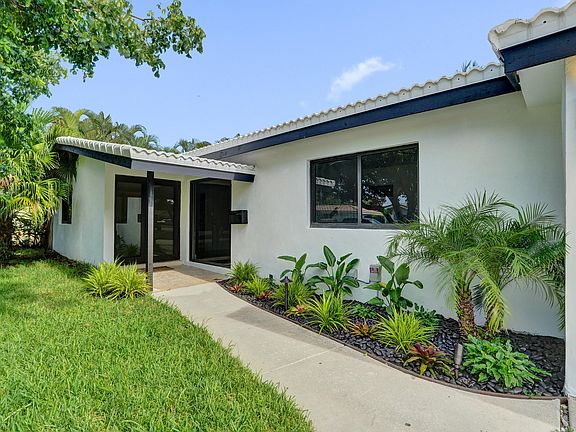 5th image of 1250 SW 4th St