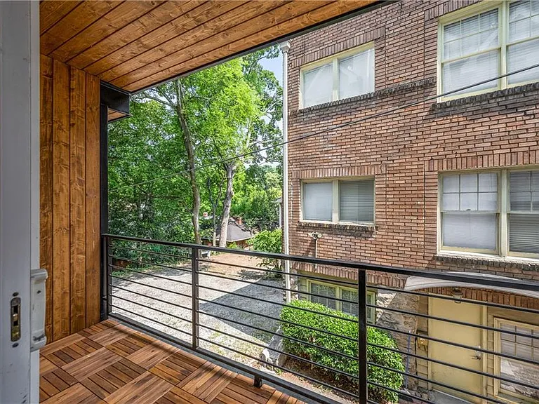 704 Durant Pl NE #B — Photo 23