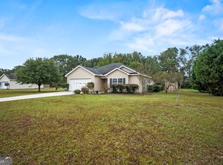 152 Sandalwood Cir, Statesboro, GA 30458