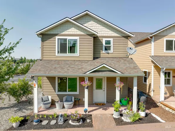 1398 Bristol Rd, Moscow, ID 83843