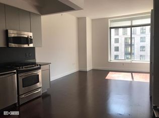 34 Desbrosses St APT 601, New York, NY 10013