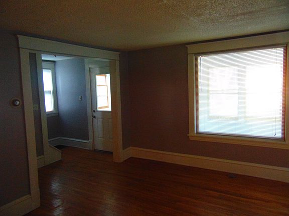 3rd image of 3743 Oliver Ave N