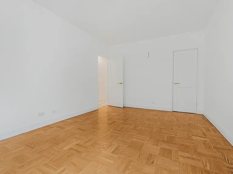 80 Park Ave #9J — Photo 27