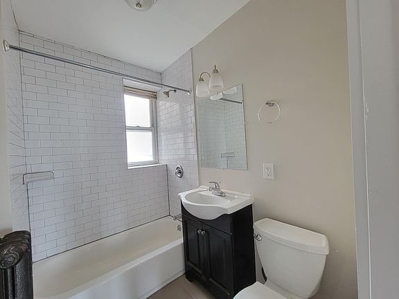 4th image of 75 N 7th St #21E