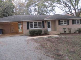 903 Maxanna Dr, Anniston, AL 36206