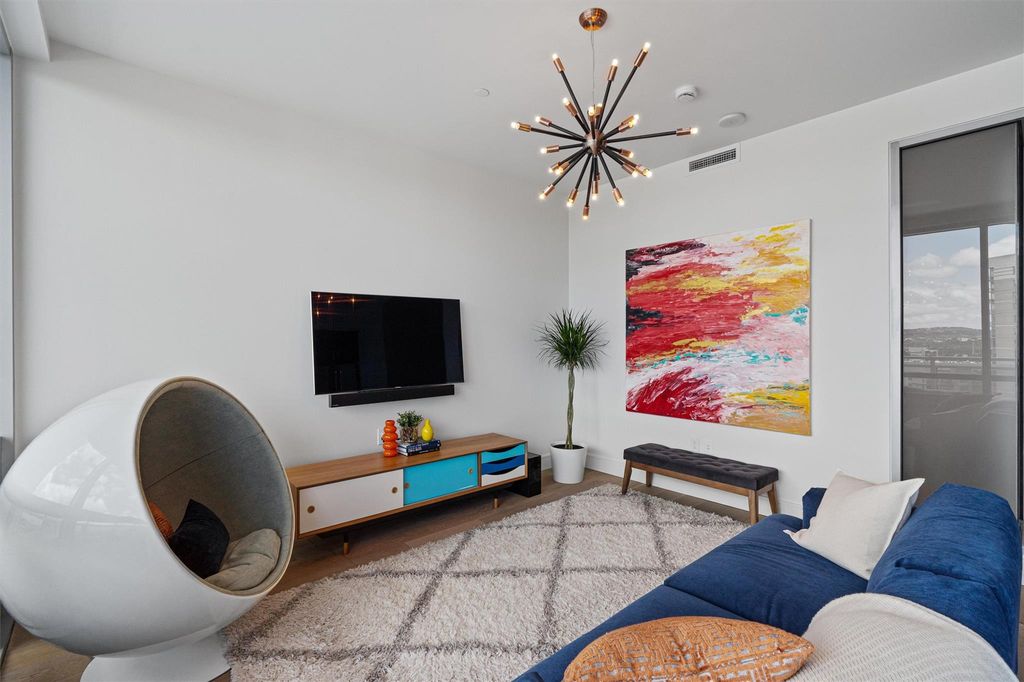 Apartment in Austin, Seaholm, Travis - View 4