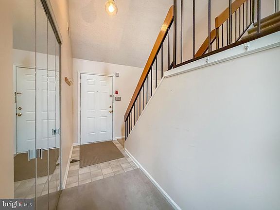 5th image of 72307 Delaire Landing Rd #307