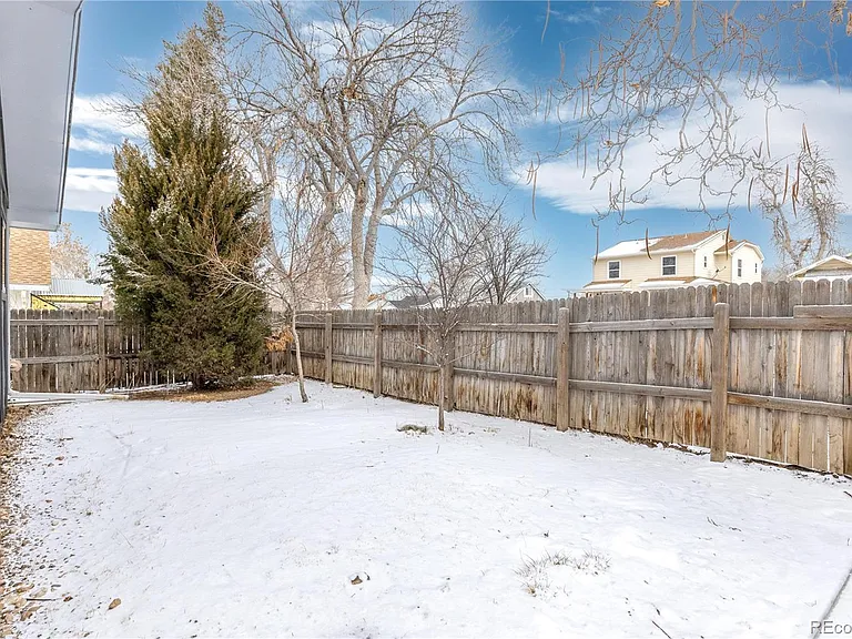49 S Hazel Ct — Photo 28