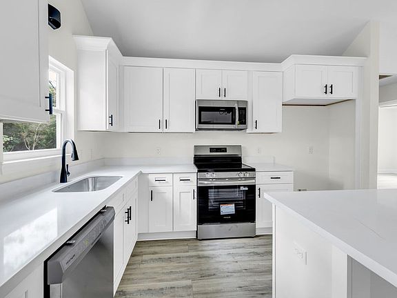 5th image of 414 Monroe Breeland Rd