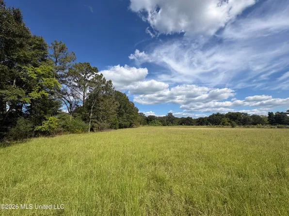 Sharon Rd, Canton, MS 39046