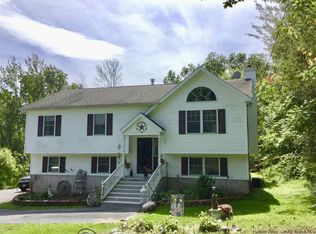 121 Pickles Rd, Bloomingburg, NY 12721