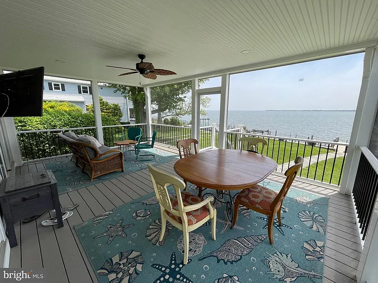 2513 Barrison Point Rd — Photo 7