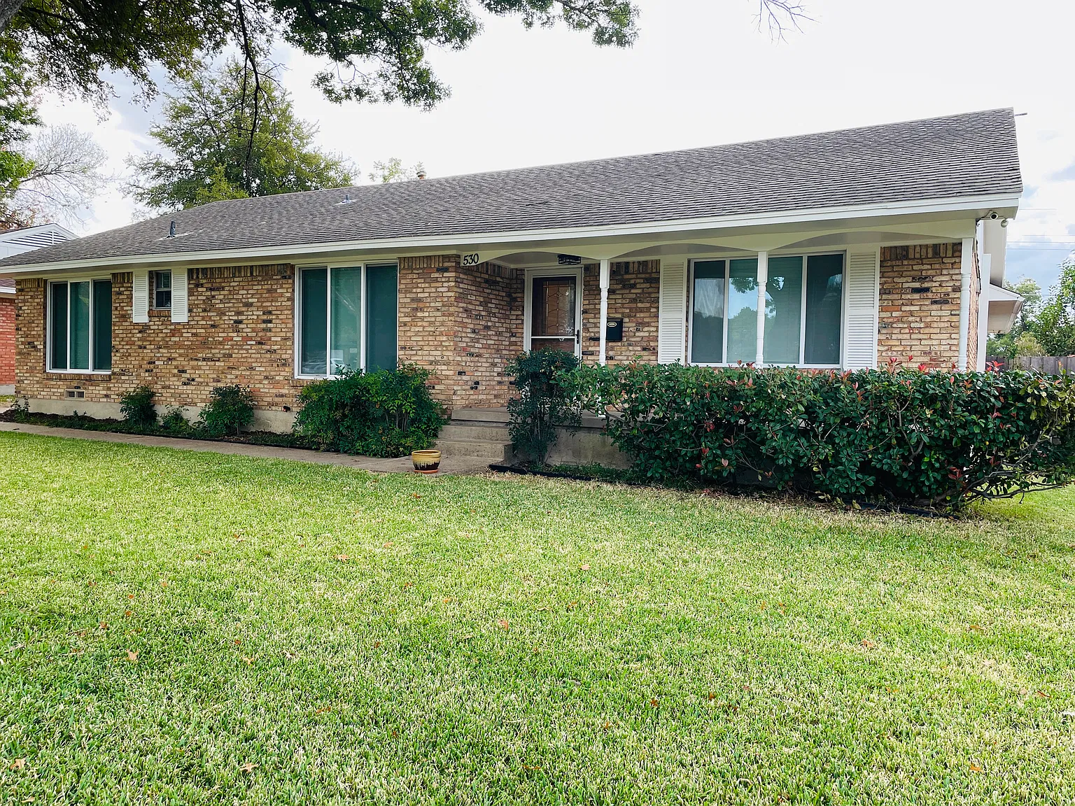 3 bed, 1886 sqft, $2,675 — Photo 3