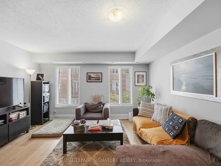 38 Western Battery Rd #616 — Photo 4