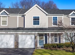 1604 Pebble Beach Cir, Elgin, IL 60123