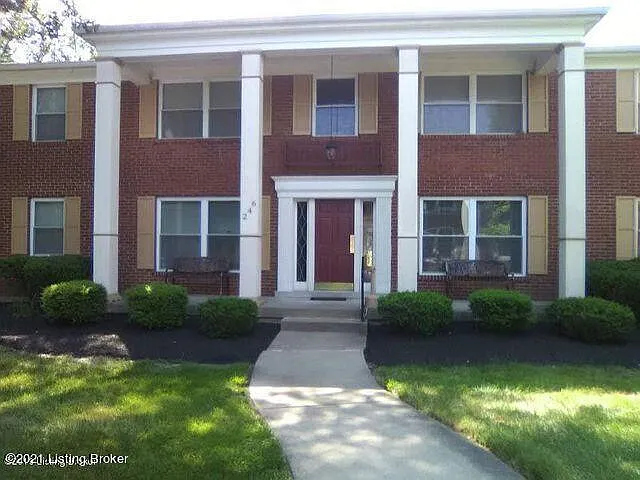 1 bed, 1.0 bath, 600 sqft, $925 — Photo 2