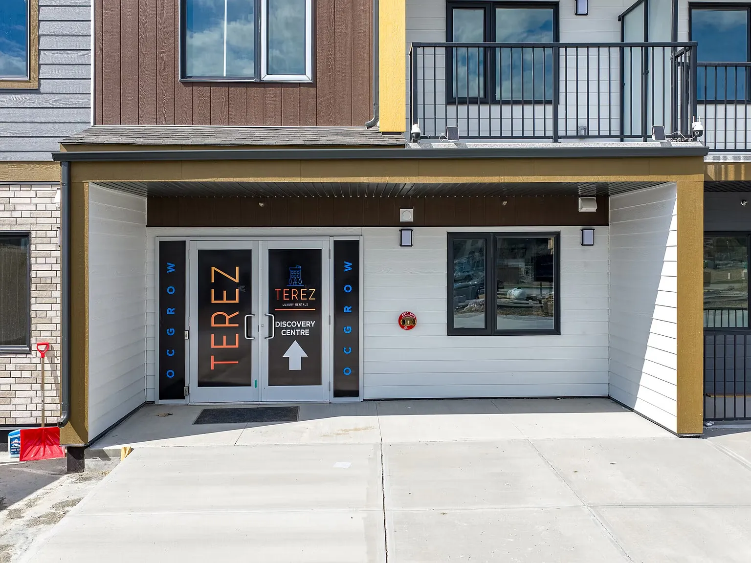 Terez Sapphire-Floorplan — Photo 1