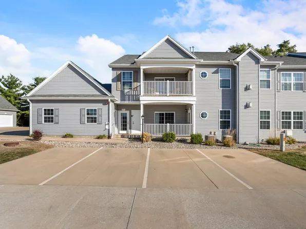 3048 E Stillwater Lndg APT 101, Urbana, IL 61802