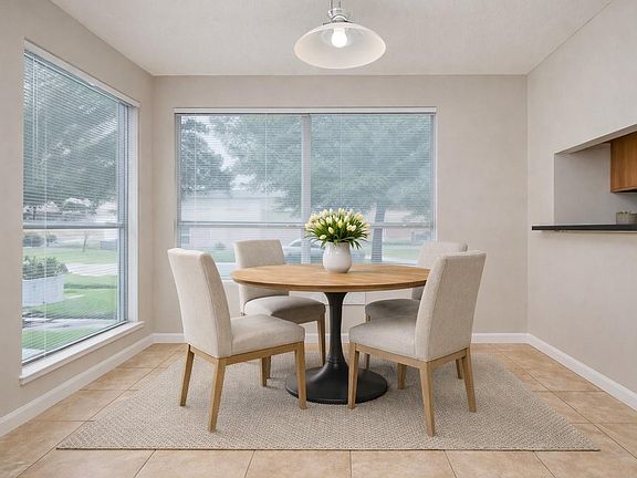 5th image of 8323 E Ridge Dr