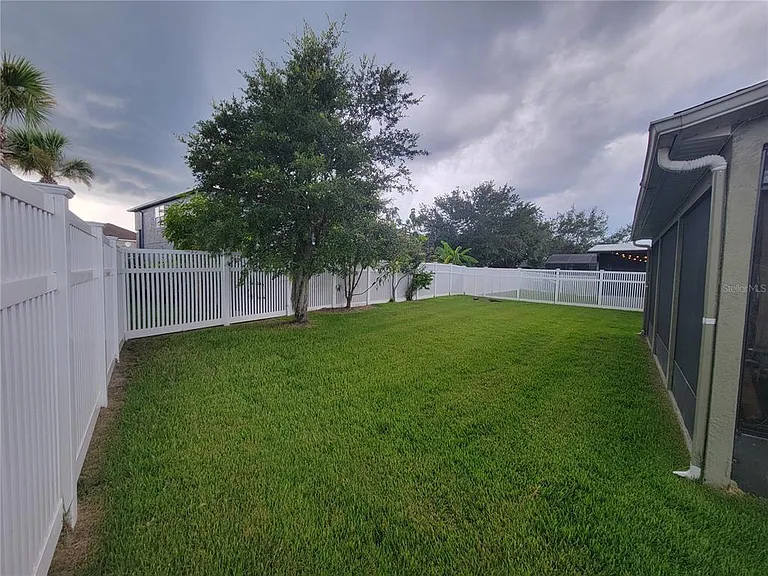 13716 Hidden Forest Cir — Photo 9