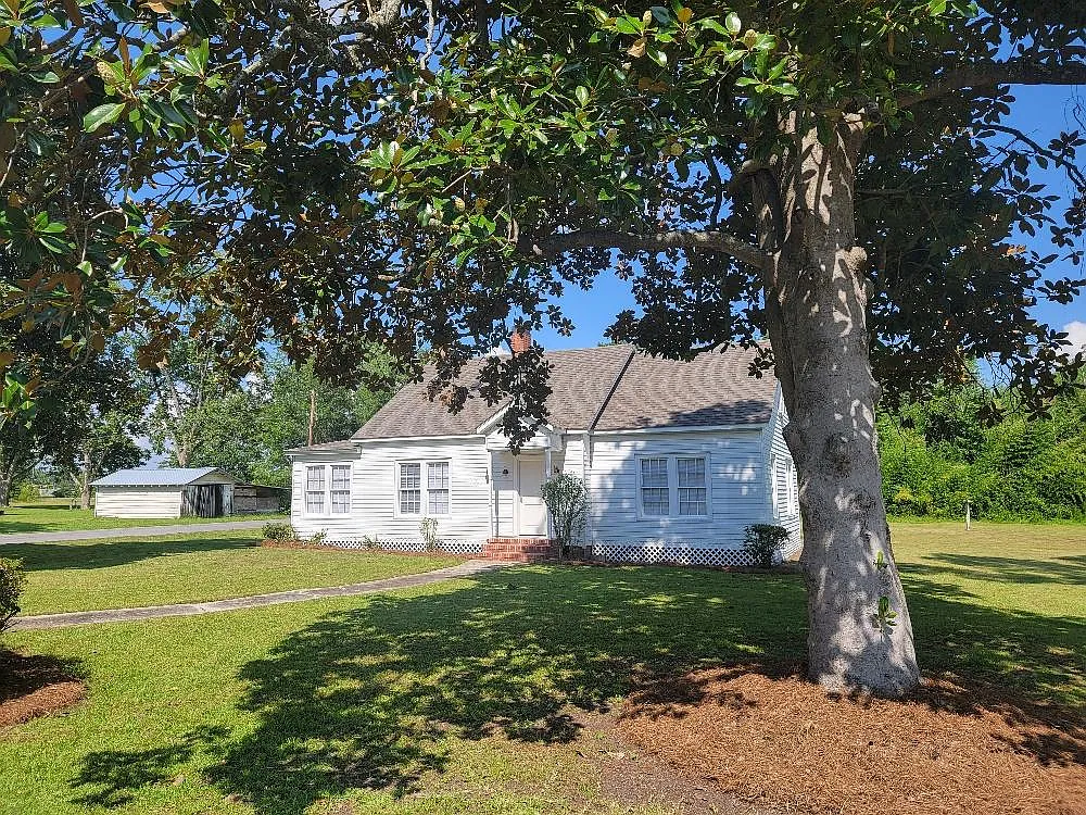 4 bed, 2198 sqft, $1,900 — Photo 4