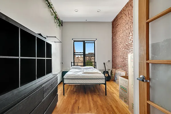 Rented by MNS | media 17