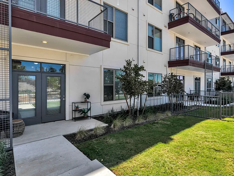 The Brick and Mortar District Apartments — Photo 12