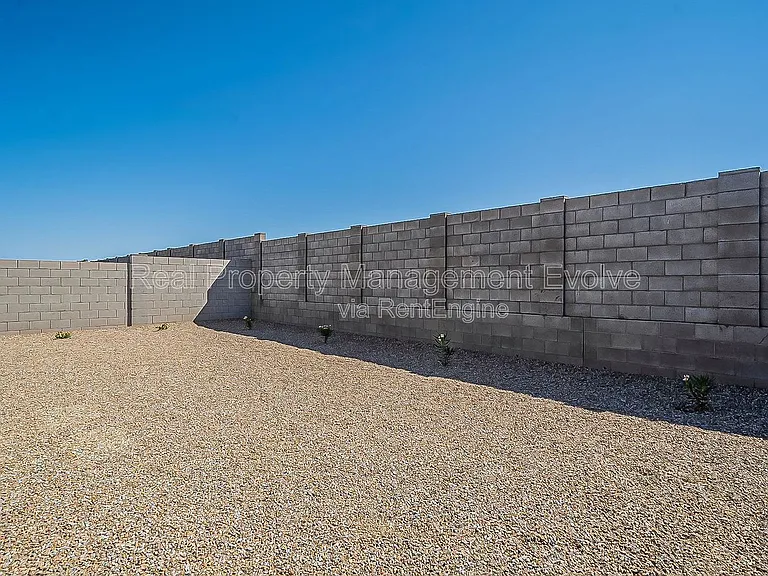 6450 W Magdalena Ln — Photo 26