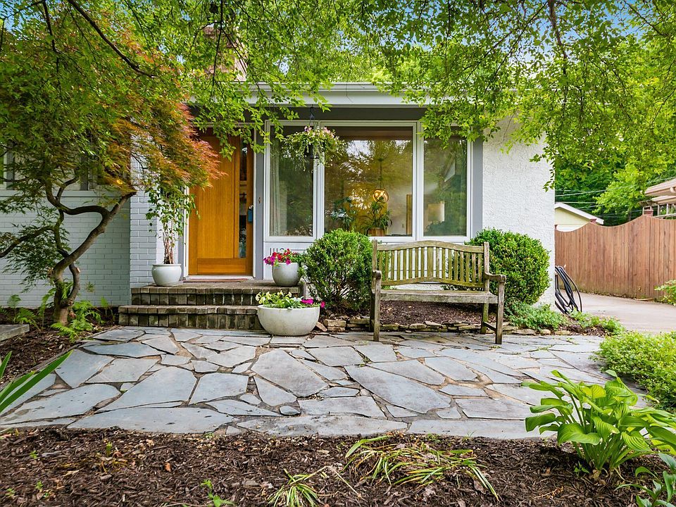 1st image of 1119 Sunny Hill Dr