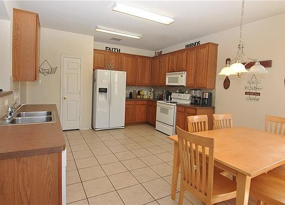 5th image of 4621 Indian Rock Dr