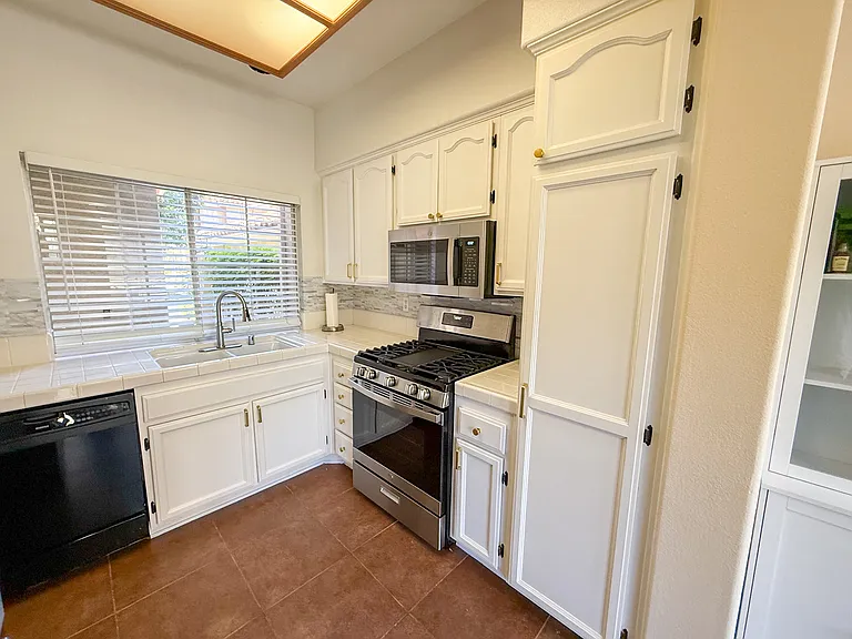 10916 Creekbridge Pl — Photo 7