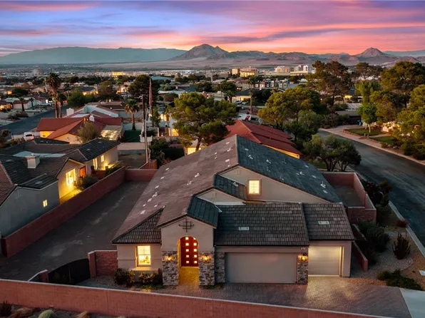 625 Robin Ln, Henderson, NV 89015