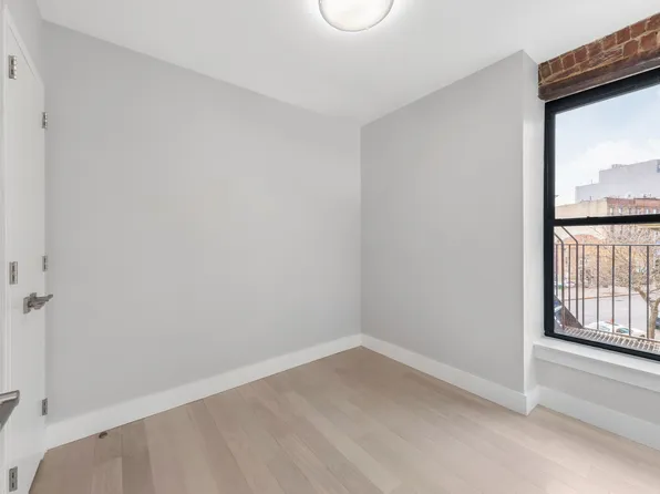 1057 Fulton Street image 4 of 6