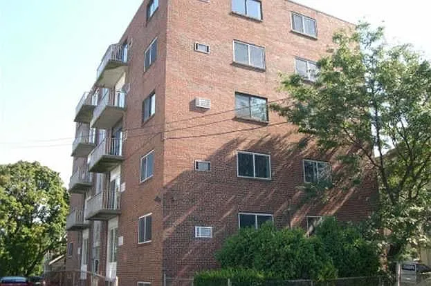 70 Park St #31 — Photo 8