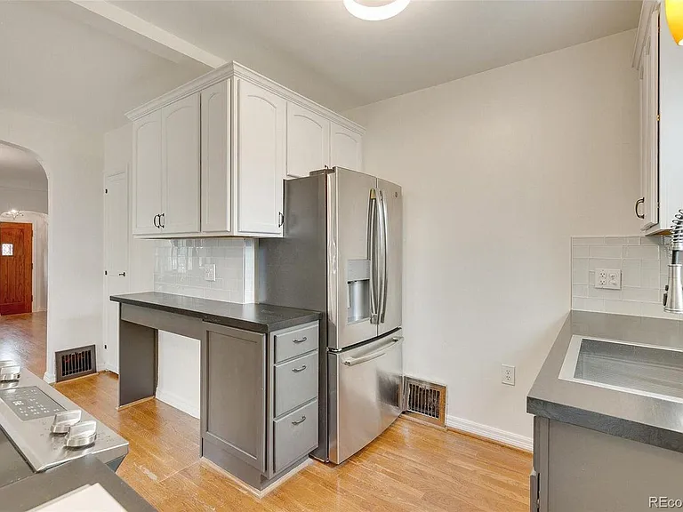 2022 S Logan St — Photo 14