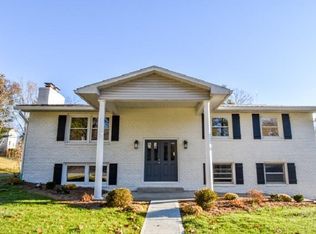 2231 S Fairmount Ct, Bloomington, IN 47401