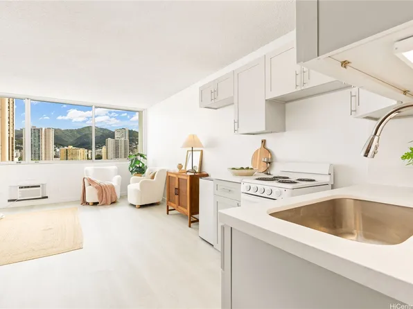 1560 Kanunu St APT 1401, Honolulu, HI 96814