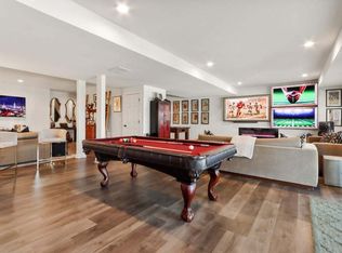 565 N Boulder Ridge Dr, Lake Geneva, WI 53147