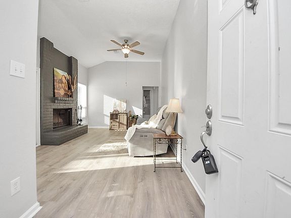 3rd image of 9227 Rippling Fields Dr