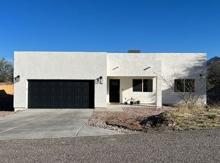 26 Kents Ave, Rio Rico, AZ 85648