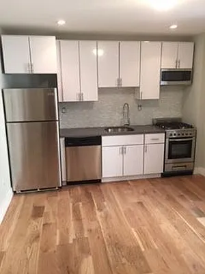 Rented by Reliance Realty Partners LLC  | media 10