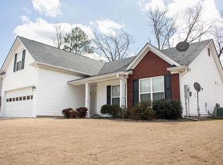 213 Sandstone Dr, Hampton, GA 30228
