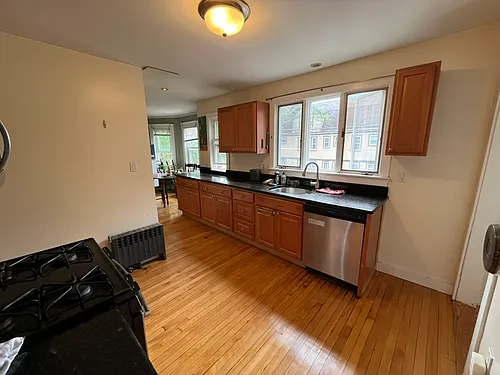 184 North St #2R Photo 1