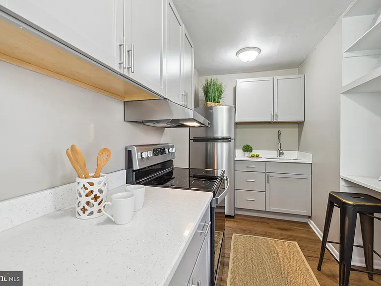 1841 Hillside Rd #2N — Photo 10