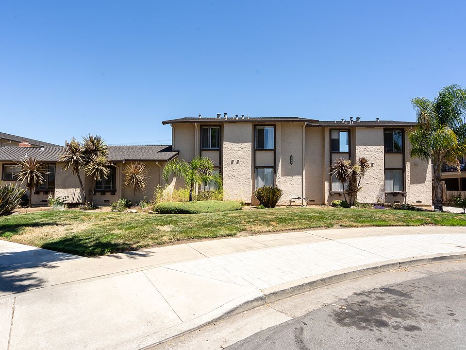 1st image of 1576 Ontario Dr #6