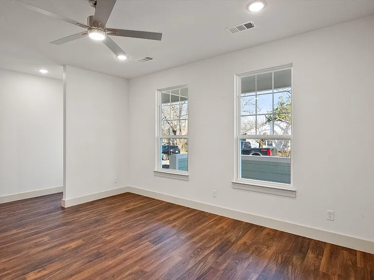 506 E Kimball St #1 — Photo 8