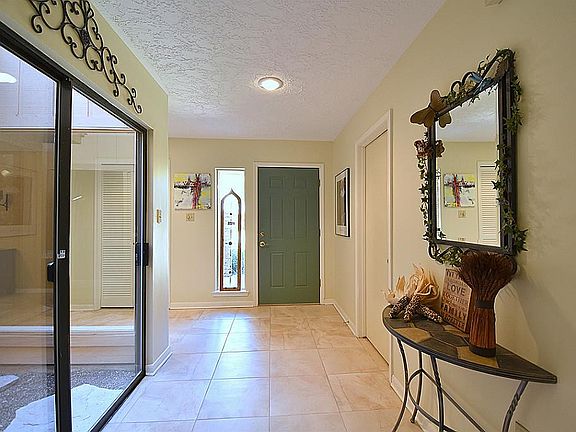 3rd image of 15615 Tumbling Rapids Dr