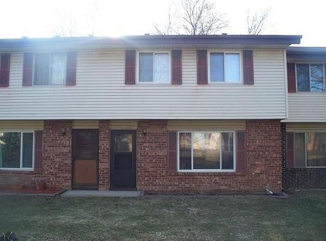 1st image of W164N11526 Castle Ct
